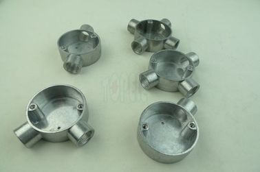 TOPELE BS4568 / BS31 Fer malléable / Aluminium Terminal unidirectionnel du conduit électrique Boîte de jonction circulaire/UTILITÉ