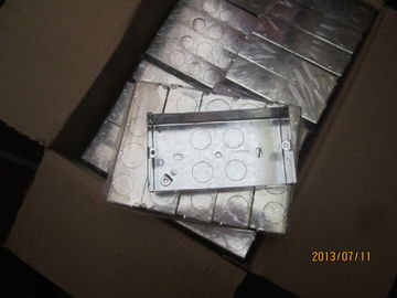 Boîtes de conduits électriques galvanisées en métal, boîtes électriques carrées et couvertures pour les luminaires