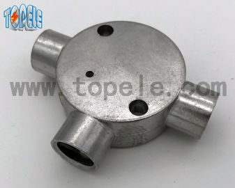 Boîte de jonction à trois voies en aluminium / fer malléable BS4568 Durée de vie longue