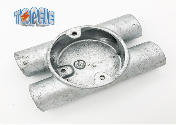 Accès à des conduites de type GI résistantes BS4568 Circulaire, malléable, à double travers - H Way Box