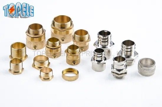 Armatures de conduites métalliques en laiton flexibles de type long court