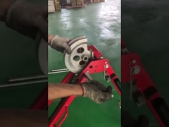Réglageur de tuyaux de conduits